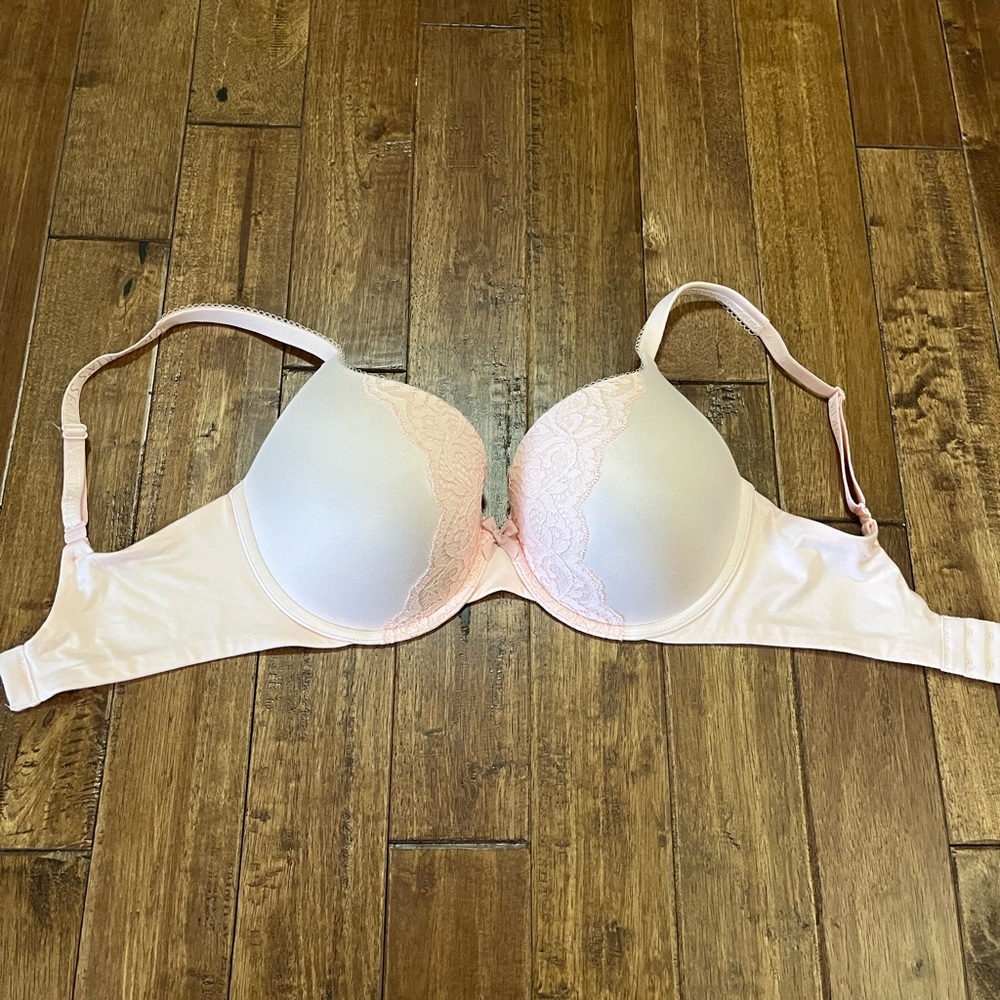 Victoria’s Secret 32DDD Bra